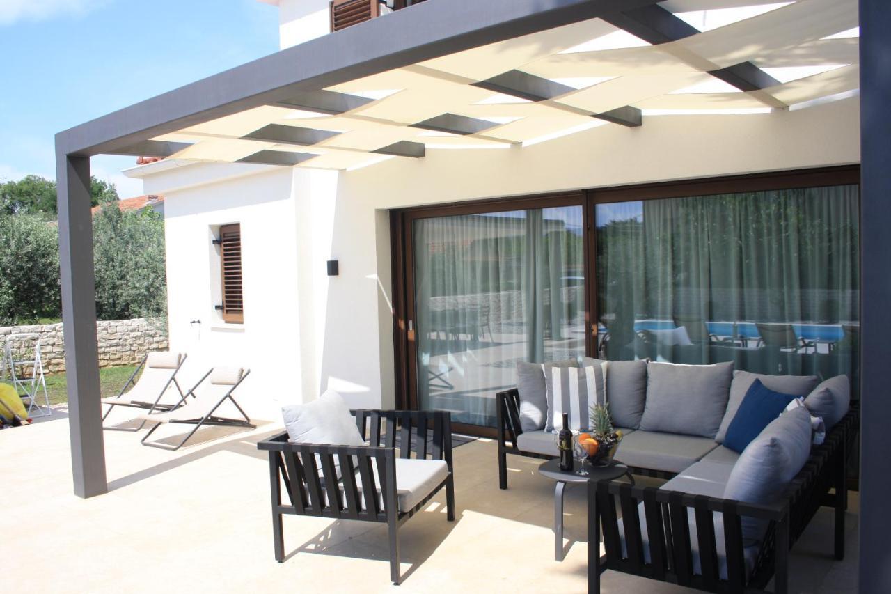 Villa Caprice - Krk Milohnici Exterior foto